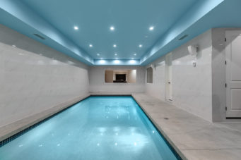 GRAND EUROPEAN CLASSIC LUXURY PROPERTY IN THE BEST BLOCK OF BRITISH PROPERTIES - 1367 Chartwell Dr, West Vancouver